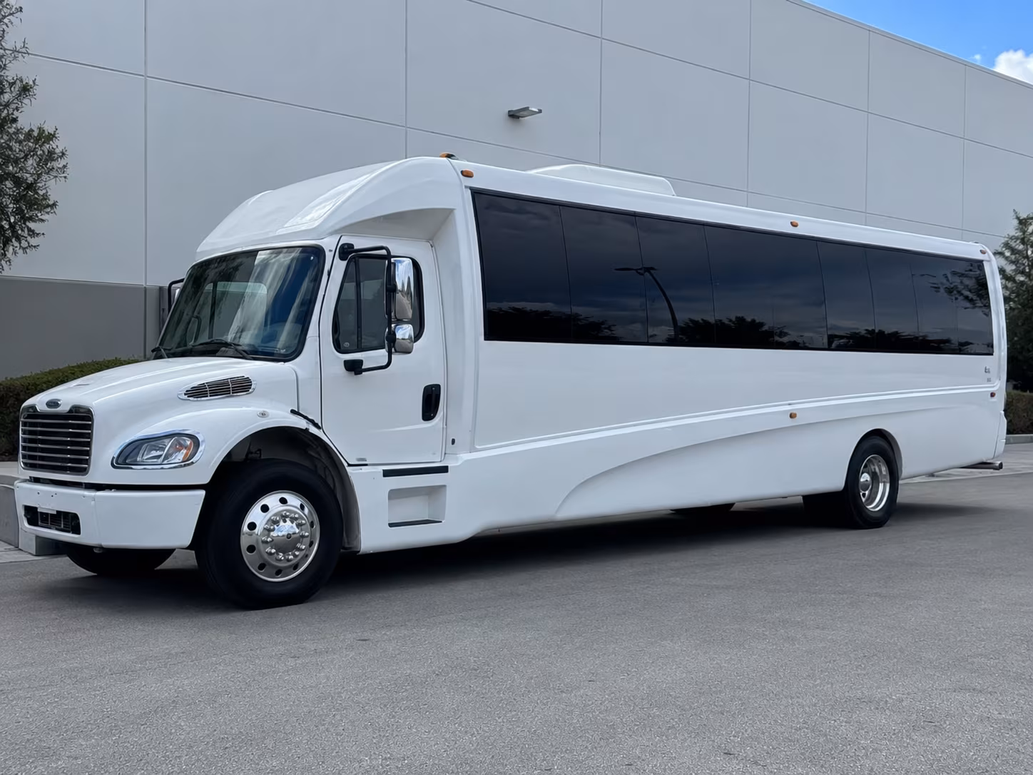 azusa party bus