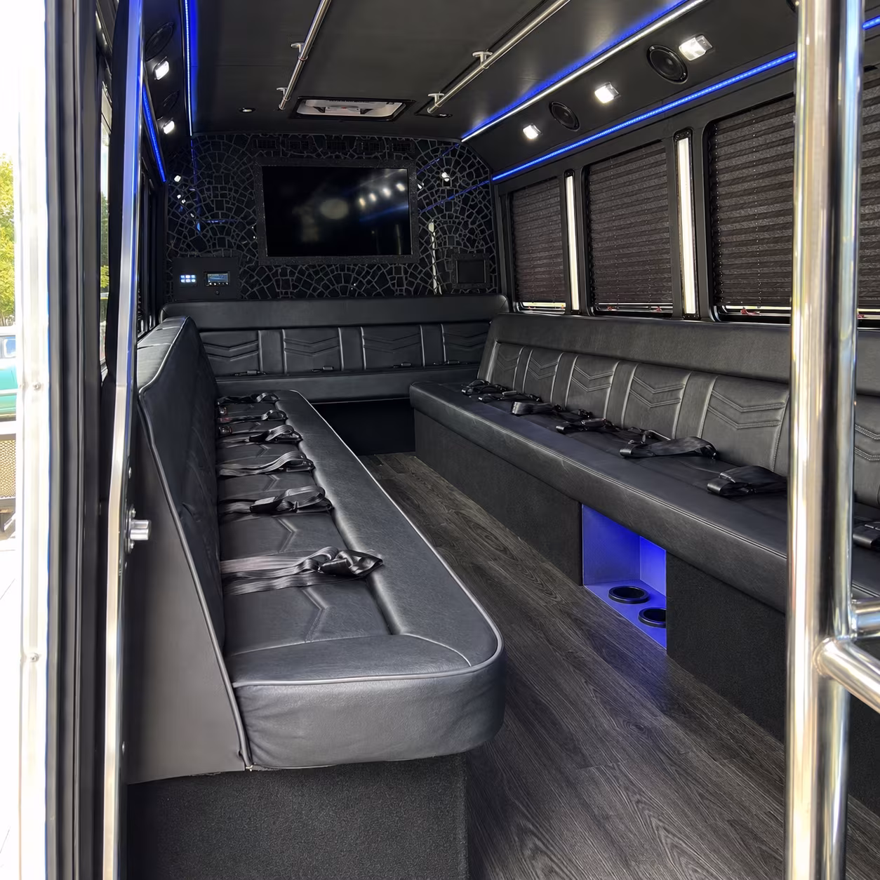 yaamava resort casino at san manuel party bus rental